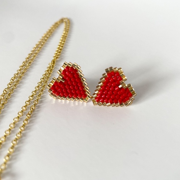 Handcrafted Gold & Red Hearts Earrings and Necklace set - Picture 6 of 6